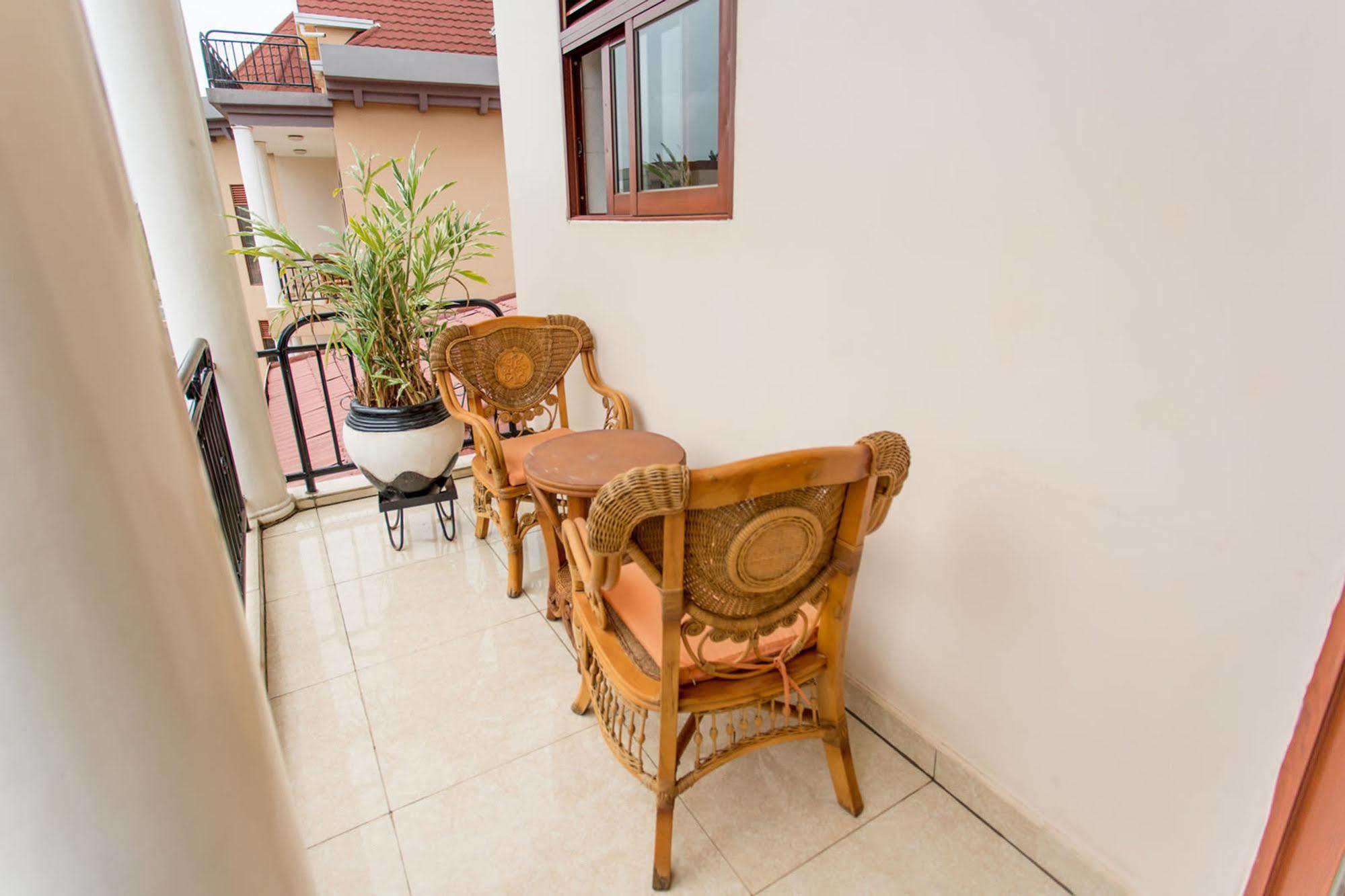 Legend Boutique Hotel Kigali Exterior photo